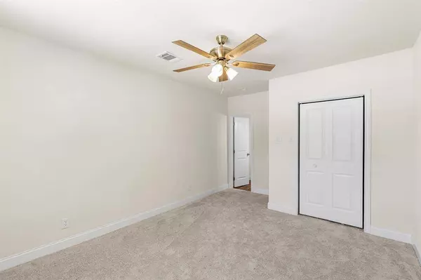 428 Alice Street, Arlington, TX 76010