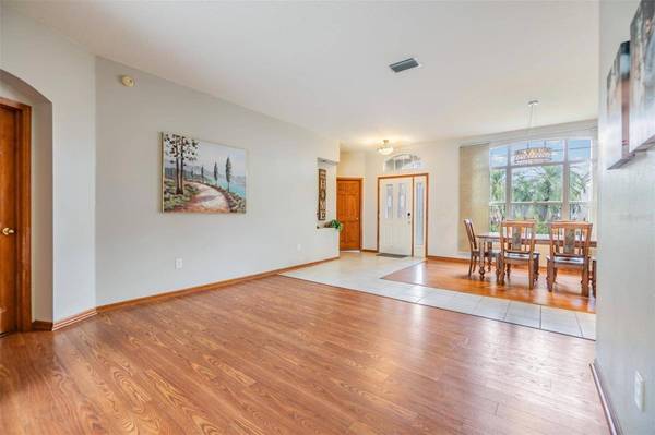 4016 LITHIA RIDGE BLVD, Valrico, FL 33596