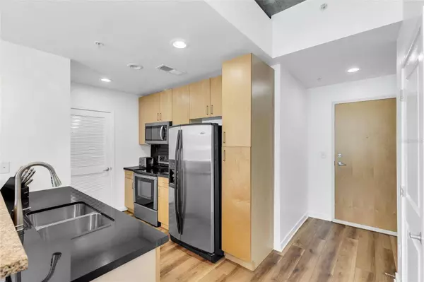 155 S COURT AVE #1504, Orlando, FL 32801