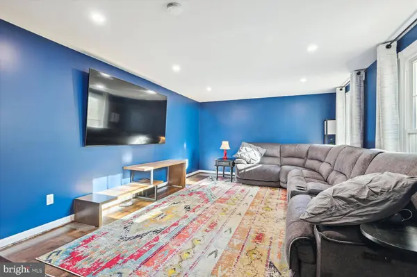 15806 LAZY DAY LN, Dumfries, VA 22025