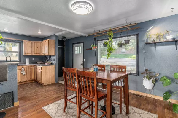 120 SE South 1st St, Creston, WA 99117