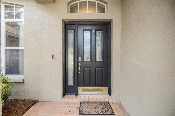 4016 LITHIA RIDGE BLVD, Valrico, FL 33596