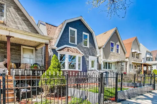 3514 S Mozart Street, Chicago, IL 60632