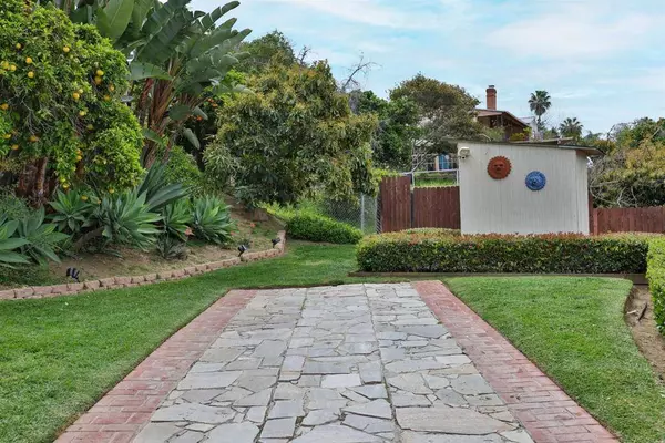 8903 Bowling Green DR, La Mesa, CA 91941