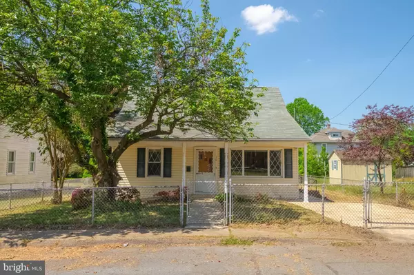 10 DINSMORE AVE, Glen Burnie, MD 21061