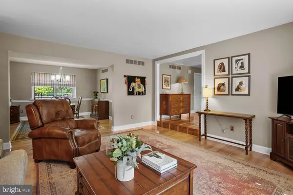 1260 QUARRY COMMONS DR, Yardley, PA 19067