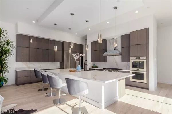 7082 Maverick Street, Las Vegas, NV 89131