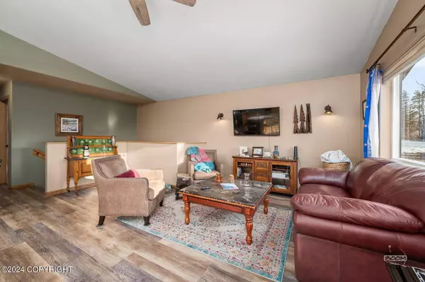 1920 S Countrywood DR, Wasilla, AK 99623