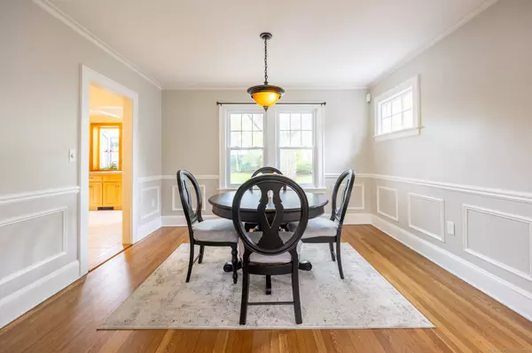 37 Laurel Street, Middletown, CT 06457