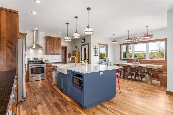 443 Artisan Meadow DR, Hudson, WI 54016