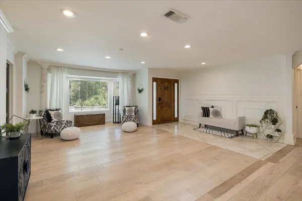 5726 Verner Oak CT, Sacramento, CA 95841