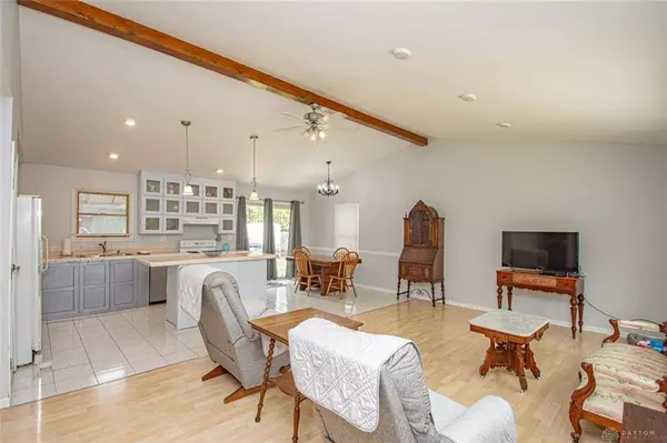 5585 Horseshoe Bend Road, Hamilton, OH 45011