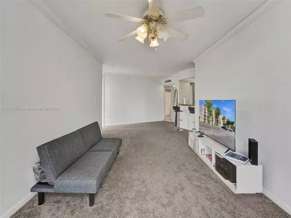 6955 NW 186th St #F503, Hialeah, FL 33015