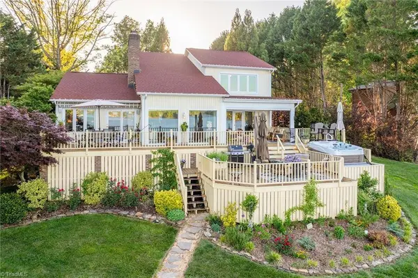 39 Lake Point CIR E, Taylorsville, NC 28681