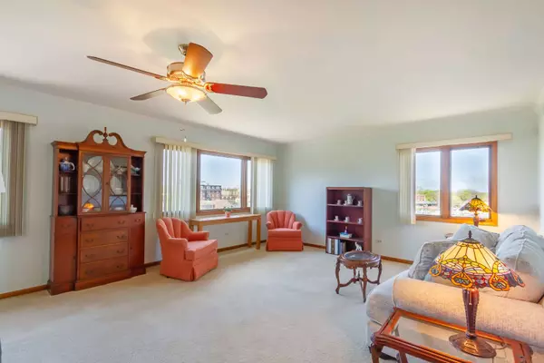 101 Summit AVE #514, Park Ridge, IL 60068