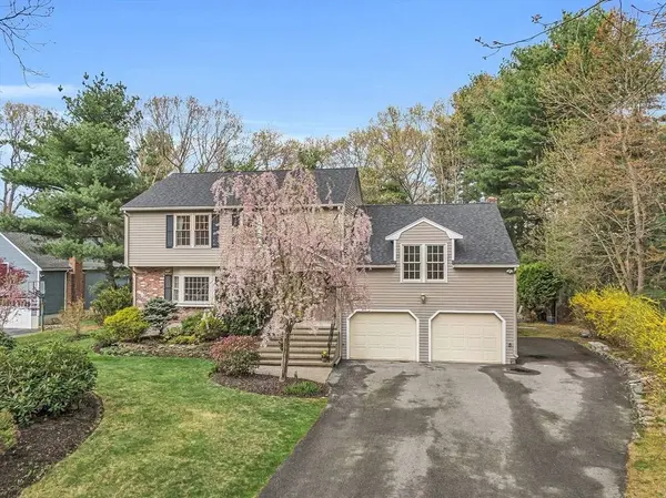 1 Penbrook Cir, Andover, MA 01810