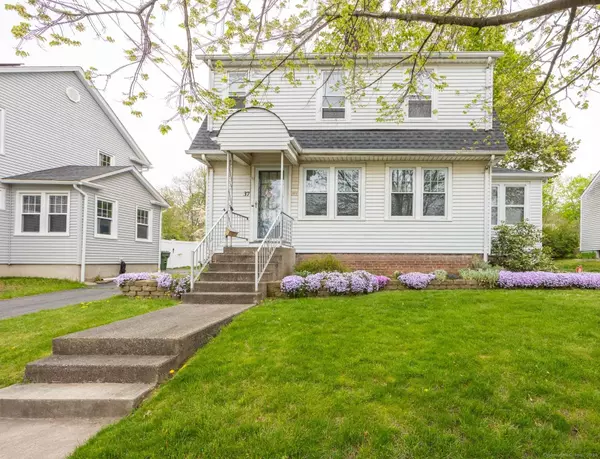 37 Laurel Street, Middletown, CT 06457