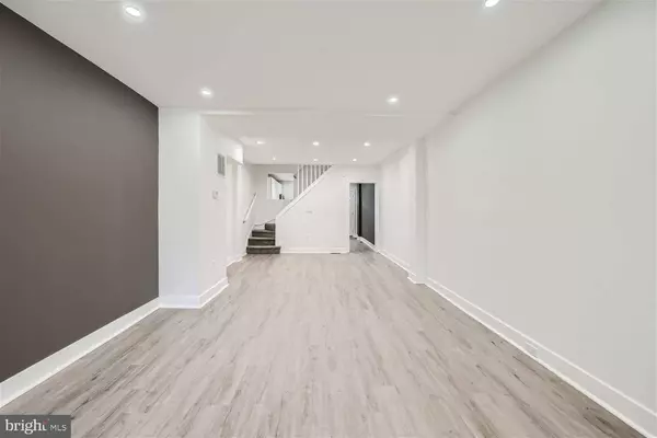 3176 RAVENWOOD AVE, Baltimore, MD 21213