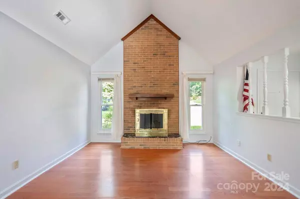 1314 Grace Meadow DR, Mooresville, NC 28115