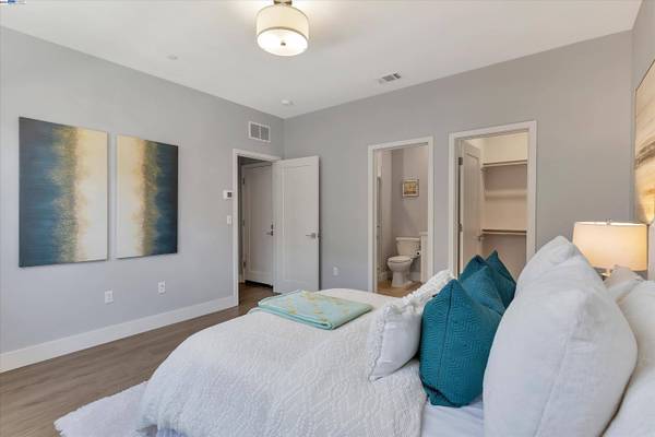 37524 Bowline Road, Newark, CA 94560