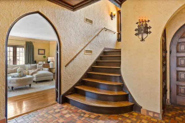 836 E Birch, Whitefish Bay, WI 53217