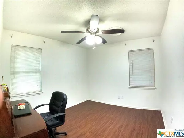 703 W Washington AVE, Copperas Cove, TX 76522