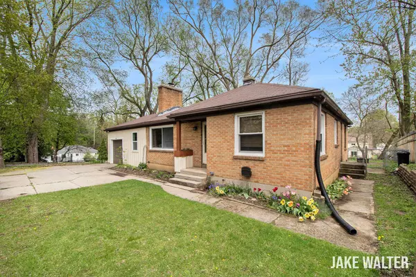 1006 Covell NW Avenue, Grand Rapids, MI 49504