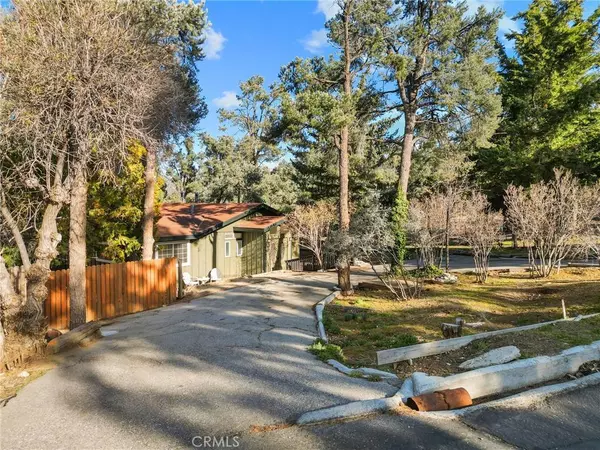 1112 Lion LN, Frazier Park, CA 93225