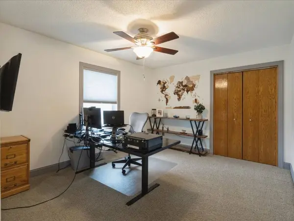 2145 Cherry NE, Cedar Rapids, IA 52402