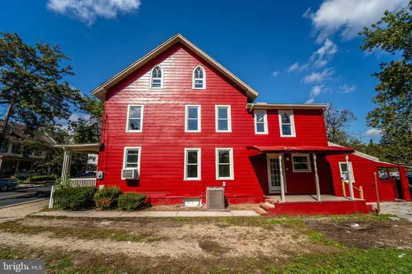 89 PINE ST, Mount Holly, NJ 08060