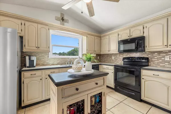 13628 2ND AVE E, Bradenton, FL 34212