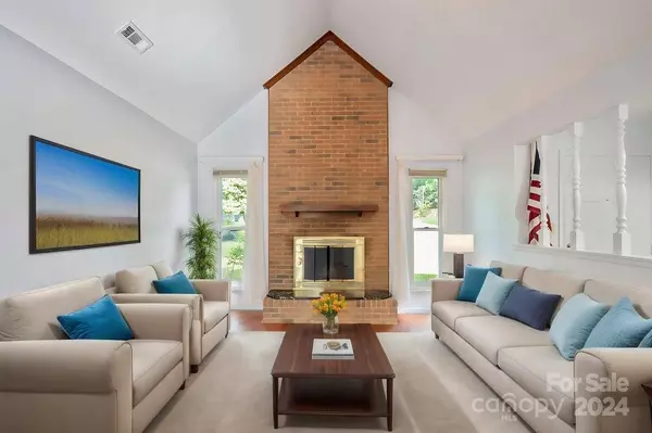 1314 Grace Meadow DR, Mooresville, NC 28115