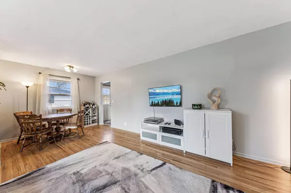 5000 Howe LN, Brooklyn Center, MN 55429