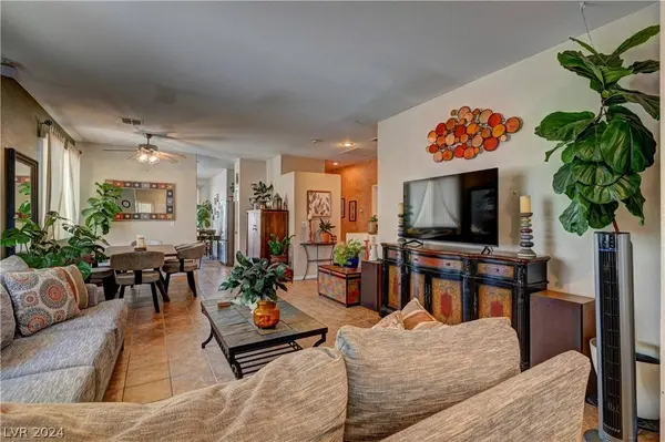 1330 Hazel Tree Court, Las Vegas, NV 89142