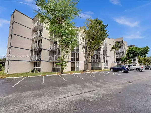 6955 NW 186th St #F503, Hialeah, FL 33015