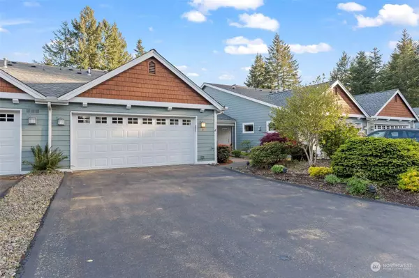 91 E Soderberg RD #C-8, Allyn, WA 98524