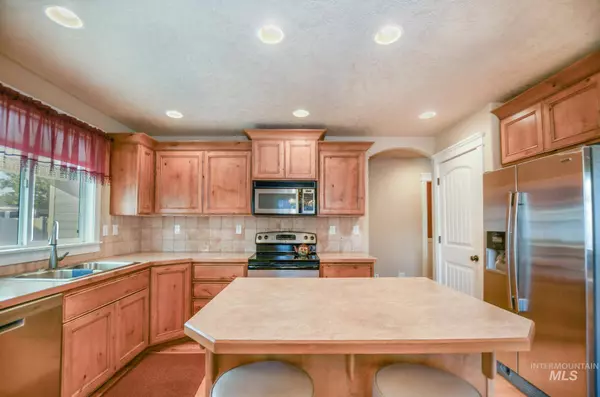 736 W Arbor Pointe Way, Nampa, ID 83686