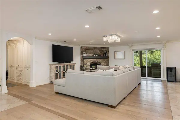 5726 Verner Oak CT, Sacramento, CA 95841