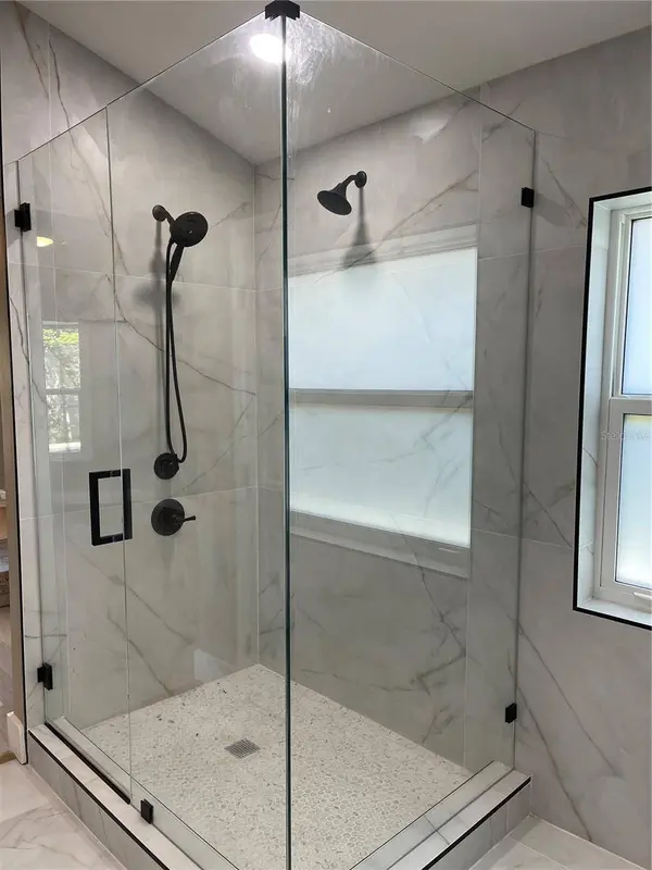 6606 ELLIOT DR, Tampa, FL 33615