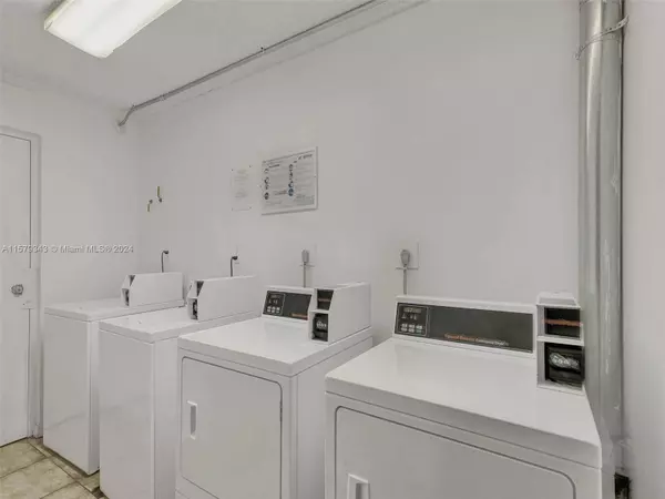 6955 NW 186th St #F503, Hialeah, FL 33015