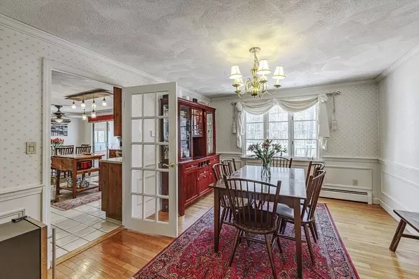 23 Willow Ridge Rd, North Andover, MA 01845