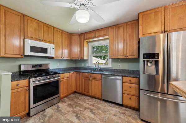 2512 BRYAN DR, Wilmington, DE 19808