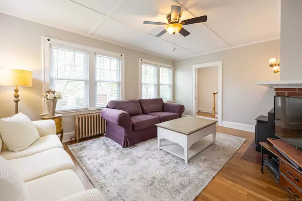 37 Laurel Street, Middletown, CT 06457