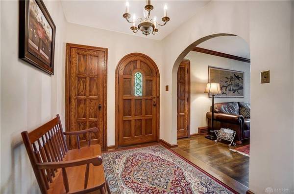 30 Hadley Road, Oakwood, OH 45419