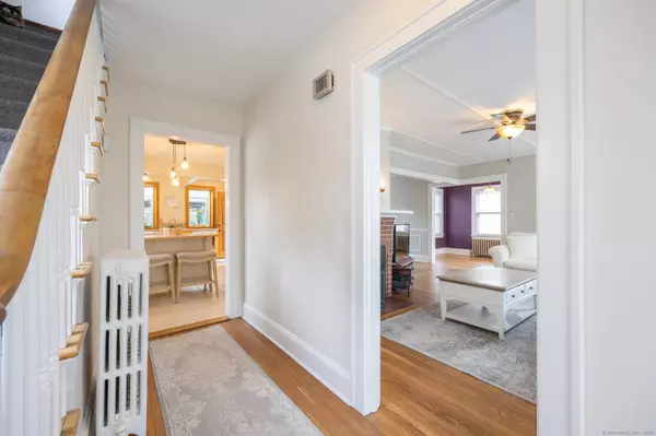 37 Laurel Street, Middletown, CT 06457