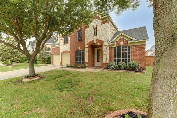 2736 Vela Grand Prairie Road, Grand Prairie, TX 75054