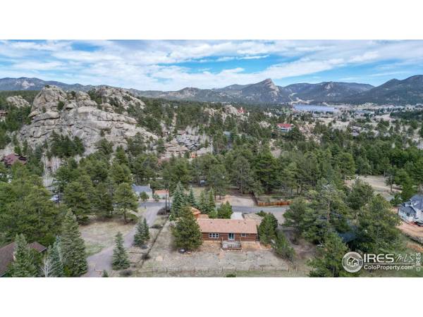 575 Chapin Ln, Estes Park, CO 80517
