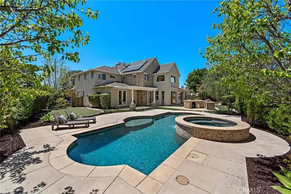 8 Harlequin ST, Ladera Ranch, CA 92694