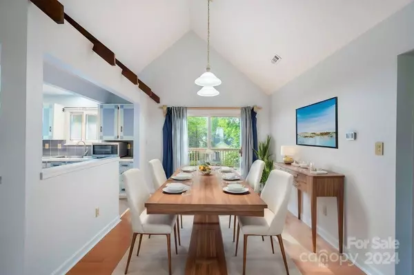 1314 Grace Meadow DR, Mooresville, NC 28115