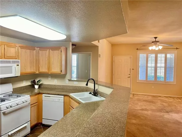 9975 Peace Way #1060, Las Vegas, NV 89147